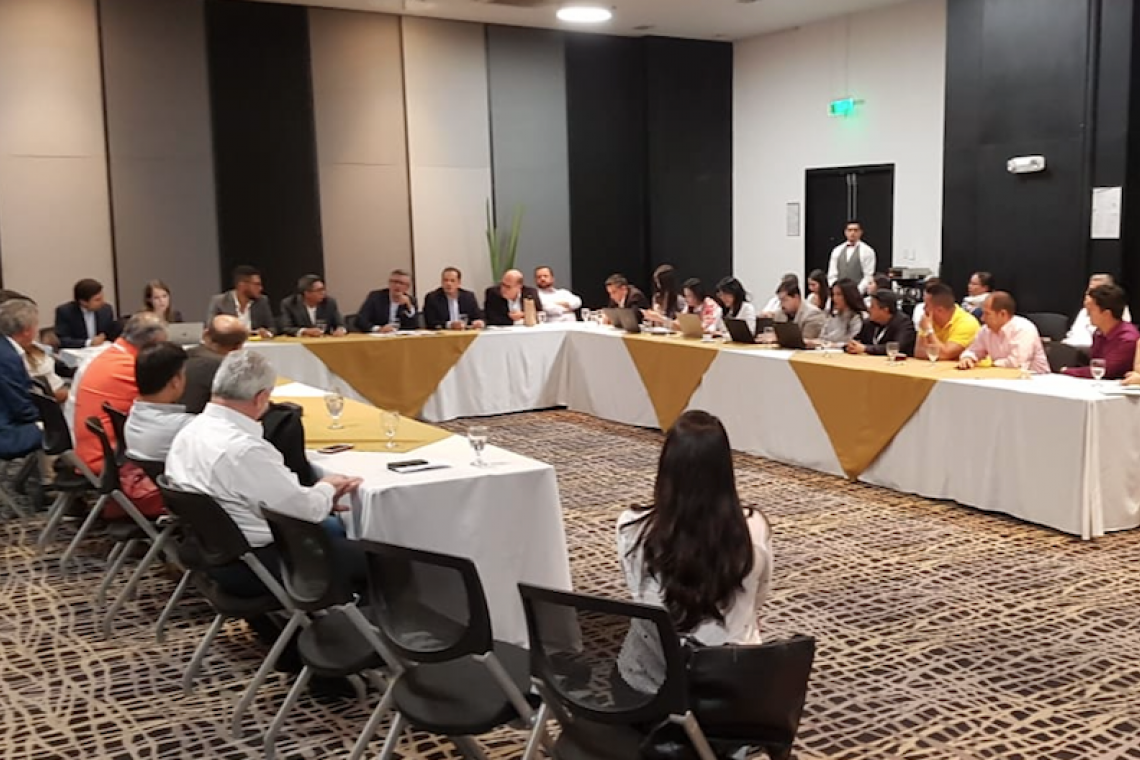 Diálogo empresarial regional para el sector turismo