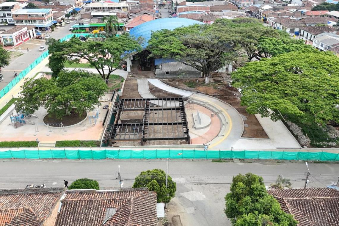 Avanza la construcción de la Plazoleta Regional de la Paz en Miranda, Cauca